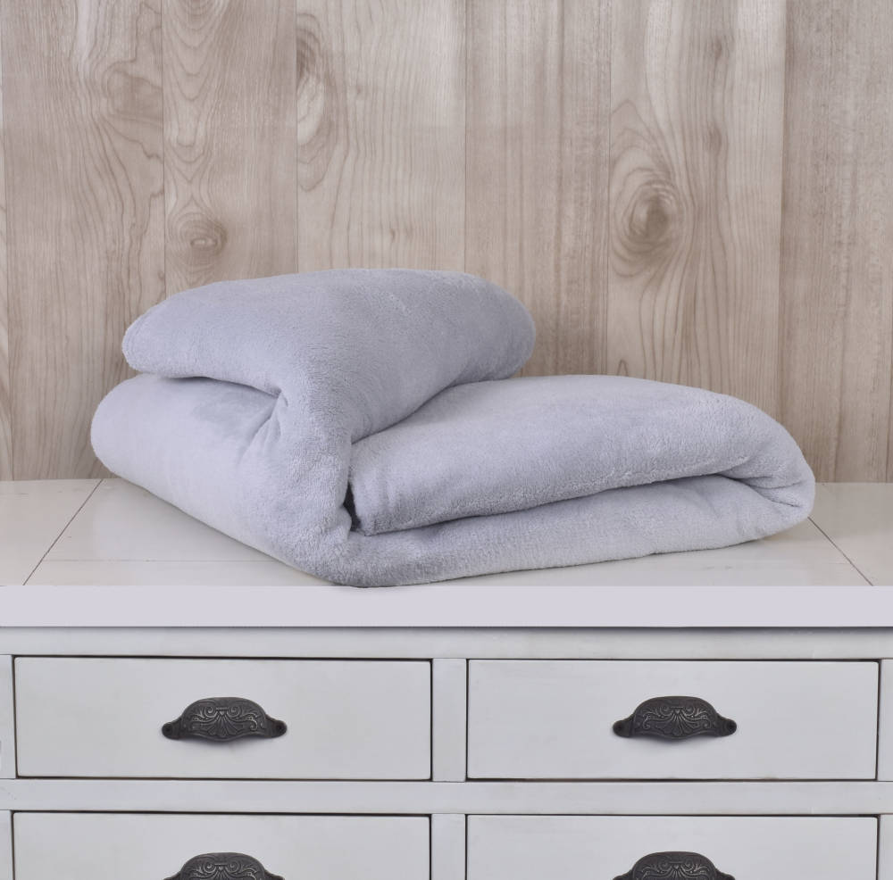 MANTA PILAR SOFT 240X240 GRIS